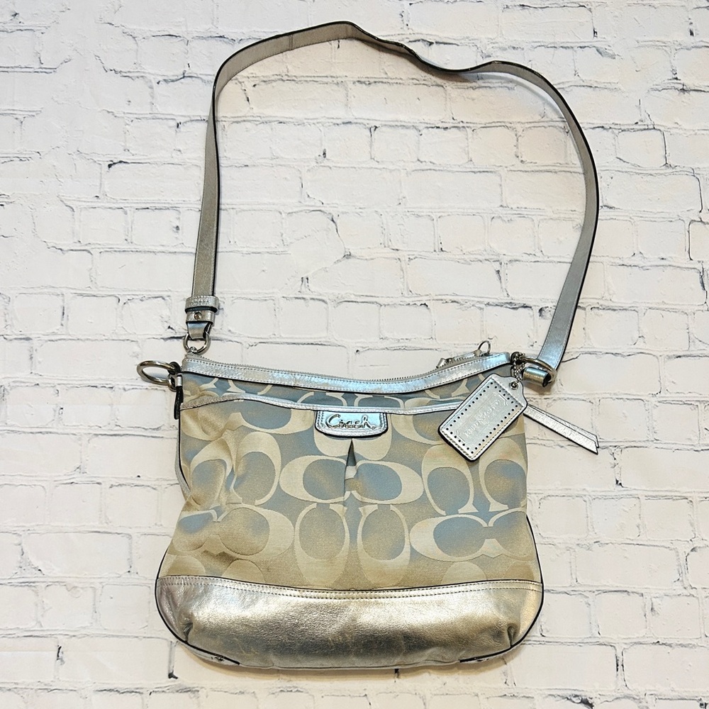 Coach Silver Leather & Logo Canvas Convertible Crossbody/ Shoulder Bag (VGUC)